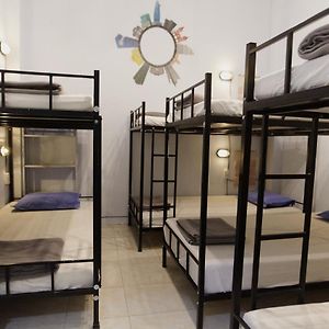Dormitory Room Mixed